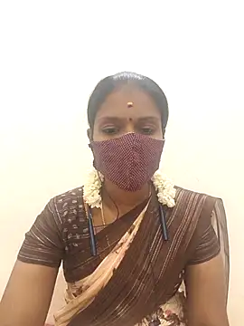 Snapshot of Tamil_Yalini12 chatting on October 7, 2025, 5:30 am Tamil Yalini12 online show from October 7, 2025, 5:30 am