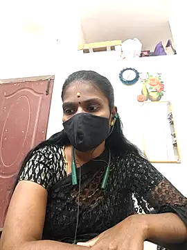 Snapshot of Tamil_Yalini12 chatting on May 14, 2026, 1:41 pm Tamil Yalini12 online show from May 14, 2026, 1:41 pm