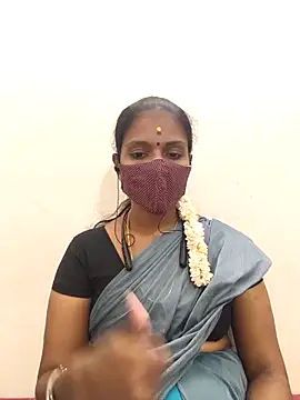 Snapshot of Tamil_Yalini12 chatting on October 7, 2025, 5:36 pm Tamil Yalini12 online show from October 7, 2025, 5:36 pm