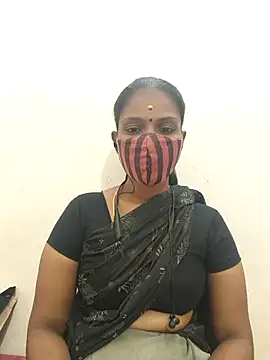 Snapshot of Tamil_Yalini12 chatting on September 26, 2025, 3:30 pm Tamil Yalini12 online show from September 26, 2025, 3:30 pm