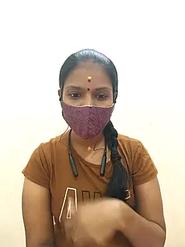 Snapshot of Tamil_Yalini12 chatting on October 4, 2025, 6:37 am Tamil Yalini12 online show from October 4, 2025, 6:37 am