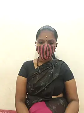 Snapshot of Tamil_Yalini12 chatting on October 6, 2025, 4:46 am Tamil Yalini12 online show from October 6, 2025, 4:46 am