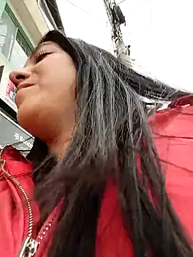 Snapshot of _Luna-1 chatting on January 13, 2026, 9:19 pm Luna-1 online show from January 13, 2026, 9:19 pm