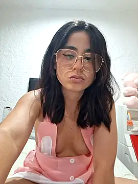 Akane24 online show from October 2, 2025, 10:46 pm