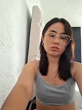 Akane24 online show from October 7, 2025, 4:41 pm