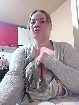 Snapshot of Mommygetnaughty chatting on December 21, 2025, 4:08 pm Mommygetnaughty online show from December 21, 2025, 4:08 pm