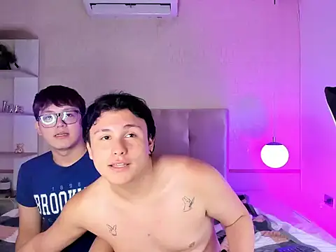 Snapshot of Boy2Boy_Aheat chatting on October 7, 2025, 3:46 pm Boy2Boy Aheat online show from October 7, 2025, 3:46 pm