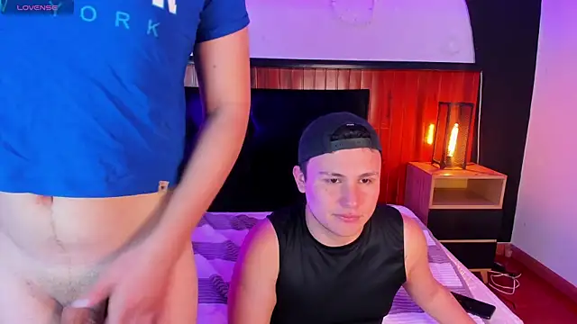 Snapshot of Boy2Boy_Aheat chatting on September 26, 2025, 8:49 pm Boy2Boy Aheat online show from September 26, 2025, 8:49 pm