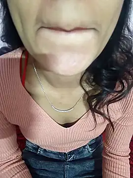 anayahotty online show from November 6, 2025, 1:37 pm