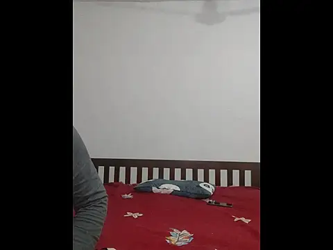 hotestfantasy online show from November 9, 2025, 5:17 pm