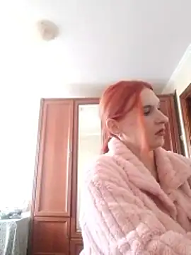 LaraDiva7799 online show from October 28, 2025, 8:46 am