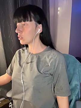 Snapshot of MaciiMayy chatting on May 9, 2026, 2:15 am MaciiMayy online show from May 9, 2026, 2:15 am