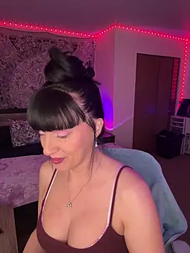 Snapshot of MaciiMayy chatting on March 28, 2026, 9:05 pm MaciiMayy online show from March 28, 2026, 9:05 pm