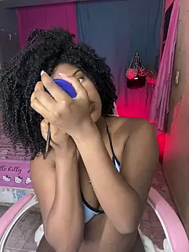 Snapshot of kehlannis_ chatting on December 1, 2025, 8:42 pm kehlannis online show from December 1, 2025, 8:42 pm