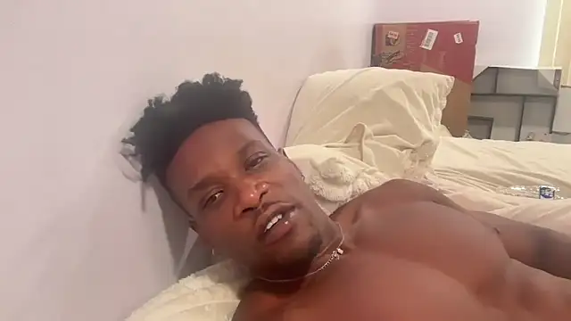 MrDaddyBlackNi9e online show from November 5, 2025, 9:18 pm