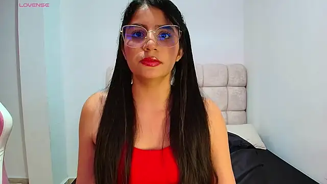 Snapshot of Julieta_Rose19 chatting on February 16, 2026, 11:46 pm Julieta Rose19 online show from February 16, 2026, 11:46 pm