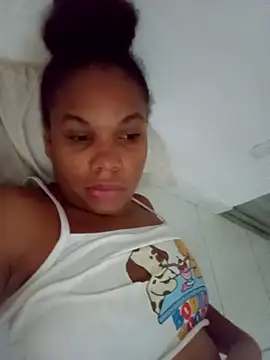 Snapshot of PrettahSantos chatting on October 14, 2025, 3:34 pm PrettahSantos online show from October 14, 2025, 3:34 pm