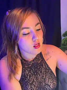 Snapshot of Dakota_Greys chatting on October 14, 2025, 11:14 pm Dakota Greys online show from October 14, 2025, 11:14 pm