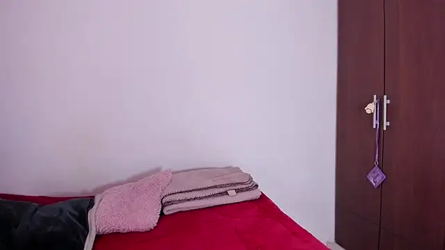 Snapshot of ScarlettRosetti chatting on February 26, 2026, 1:49 am ScarlettRosetti online show from February 26, 2026, 1:49 am