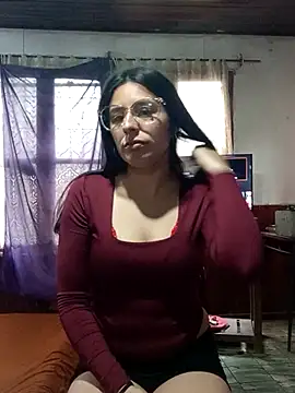 Snapshot of lucixxx14 chatting on September 27, 2025, 6:47 pm lucixxx14 online show from September 27, 2025, 6:47 pm