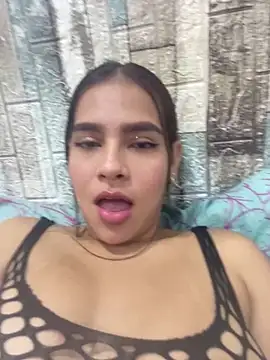 Valery lux16 online show from November 9, 2025, 3:27 pm