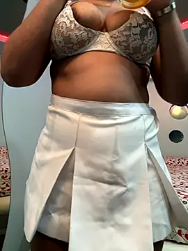 Lolalopez746 online show from October 25, 2025, 6:12 am