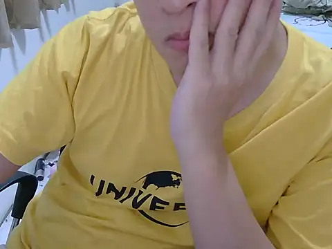 Snapshot of chien8863 chatting on October 3, 2025, 9:38 pm chien8863 online show from October 3, 2025, 9:38 pm
