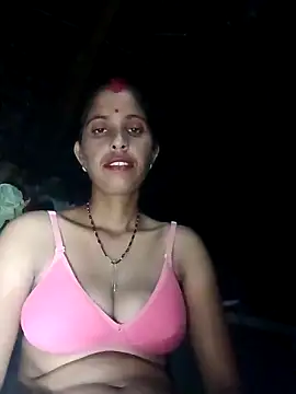 Snapshot of Kirti_k chatting on September 27, 2025, 4:35 pm Kirti k online show from September 27, 2025, 4:35 pm