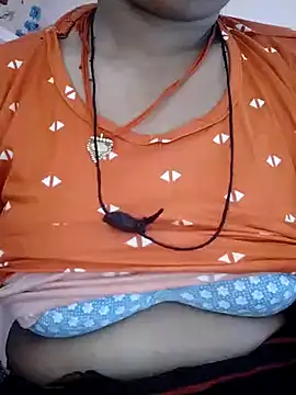 Soniya4357 online show from November 27, 2025, 10:16 am