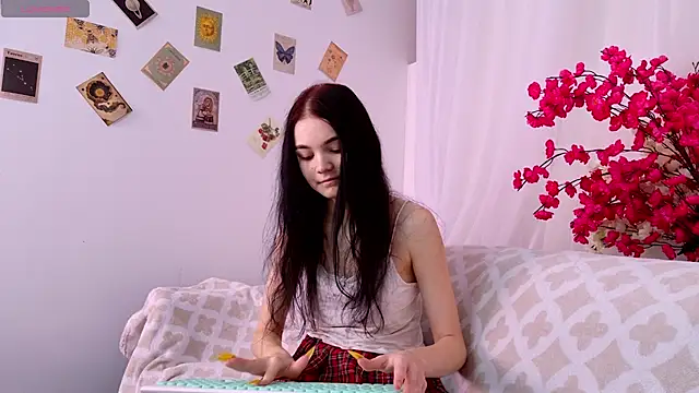 Snapshot of chatting on October 25, 2025, 6:23 am online show from October 25, 2025, 6:23 am