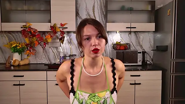 Snapshot of EllaCanny chatting on November 27, 2025, 6:14 am EllaCanny online show from November 27, 2025, 6:14 am