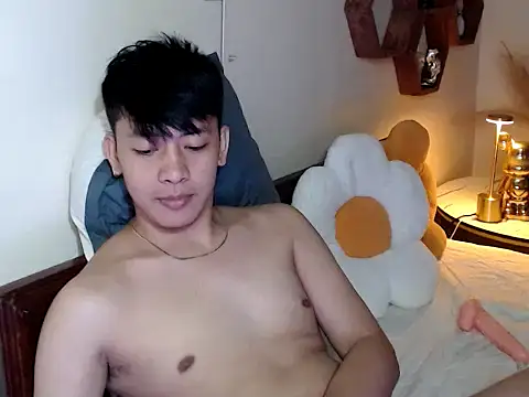 niel cumshow online show from February 5, 2026, 7:53 pm