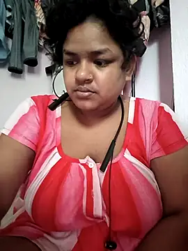 Deborbhavi222 online show from May 17, 2026, 2:22 am