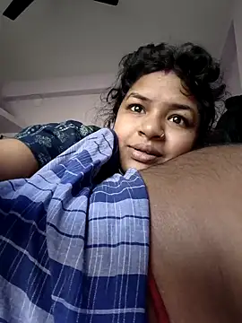 Deborbhavi222 online show from February 16, 2026, 8:24 am