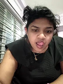 Deborbhavi222 online show from February 14, 2026, 12:49 pm