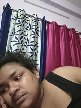 Deborbhavi222 online show from May 28, 2026, 6:47 pm