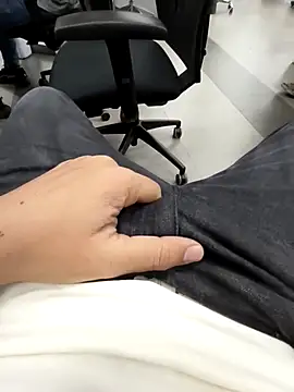 Snapshot of Punjabi27 chatting on October 5, 2025, 2:41 pm Punjabi27 online show from October 5, 2025, 2:41 pm