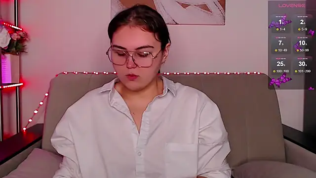  online show from November 15, 2025, 4:05 am