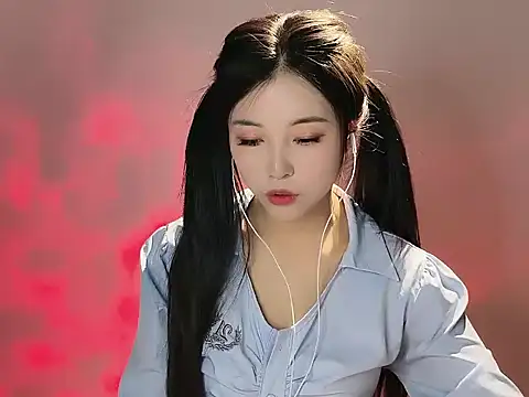 Snapshot of susu125216 chatting on December 4, 2025, 9:08 am susu125216 online show from December 4, 2025, 9:08 am