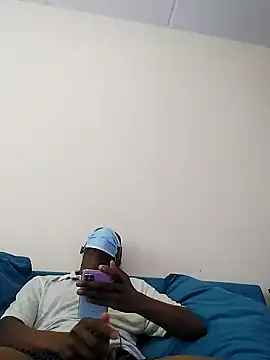 Snapshot of Tcmusic chatting on October 27, 2025, 6:03 am Tcmusic online show from October 27, 2025, 6:03 am