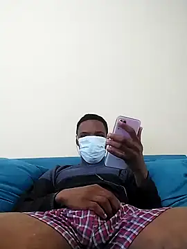 Snapshot of Tcmusic chatting on October 24, 2025, 7:07 am Tcmusic online show from October 24, 2025, 7:07 am