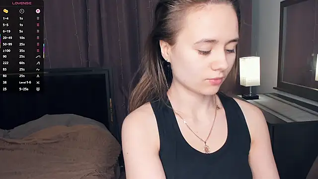 Snapshot of Crysta1Eva_ chatting on February 12, 2026, 7:13 pm Crysta1Eva online show from February 12, 2026, 7:13 pm