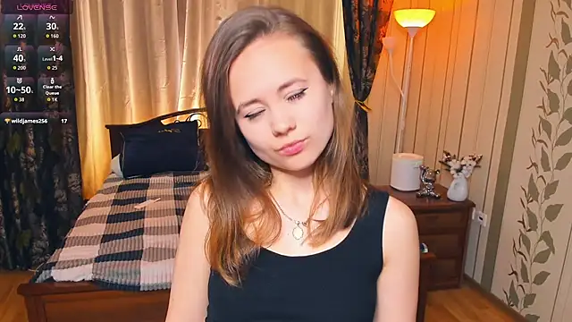 Snapshot of Crysta1Eva_ chatting on October 4, 2025, 7:54 am Crysta1Eva online show from October 4, 2025, 7:54 am