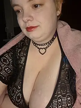 Katy2323 online show from November 8, 2025, 8:01 pm