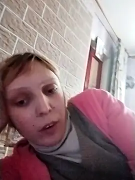 Snapshot of Ponka2011 chatting on February 3, 2026, 6:40 am Ponka2011 online show from February 3, 2026, 6:40 am