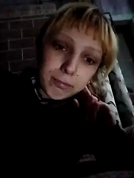 Snapshot of Ponka2011 chatting on November 20, 2025, 6:25 am Ponka2011 online show from November 20, 2025, 6:25 am