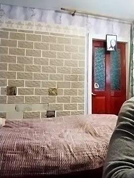 Snapshot of Ponka2011 chatting on February 11, 2026, 6:02 am Ponka2011 online show from February 11, 2026, 6:02 am