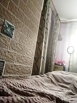 Snapshot of Ponka2011 chatting on October 28, 2025, 6:12 am Ponka2011 online show from October 28, 2025, 6:12 am