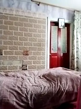 Snapshot of Ponka2011 chatting on February 3, 2026, 6:22 am Ponka2011 online show from February 3, 2026, 6:22 am