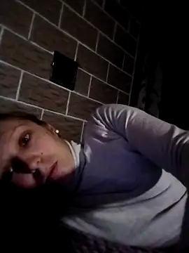 Snapshot of Ponka2011 chatting on October 4, 2025, 1:18 am Ponka2011 online show from October 4, 2025, 1:18 am